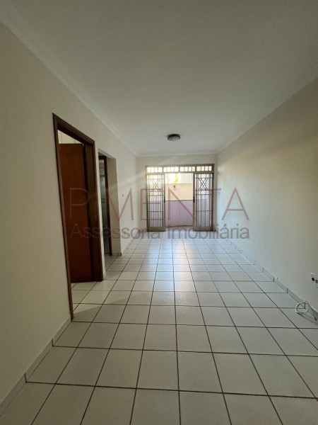 Apartamento à venda com 2 quartos, 64m² - Foto 1