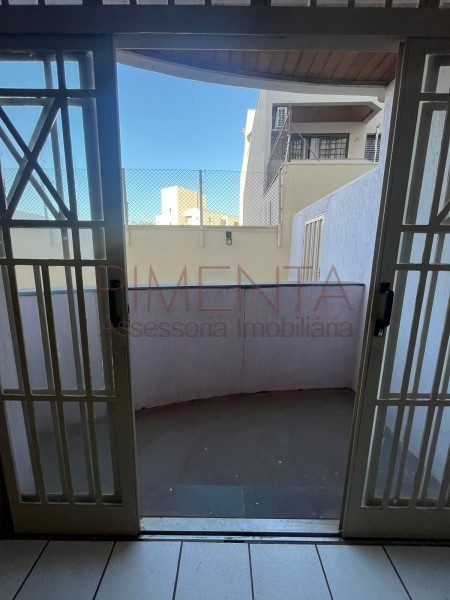 Apartamento à venda com 2 quartos, 64m² - Foto 13