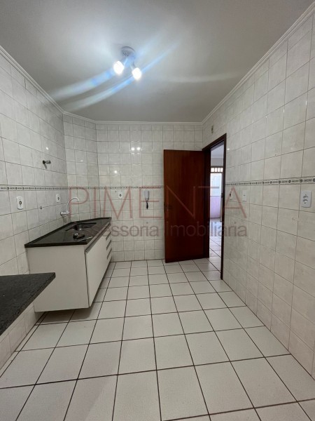 Apartamento à venda com 2 quartos, 64m² - Foto 3