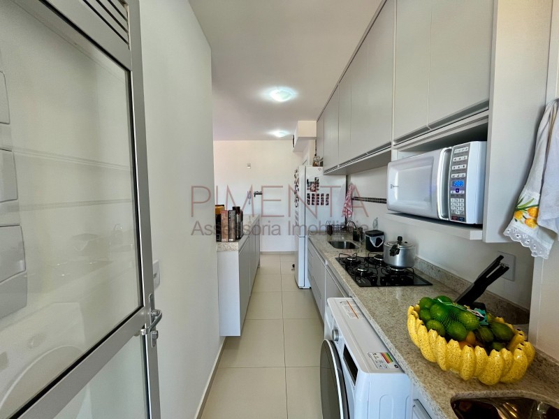 Apartamento à venda com 2 quartos, 64m² - Foto 17