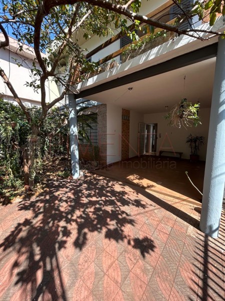 Casa para alugar com 3 quartos, 160m² - Foto 43