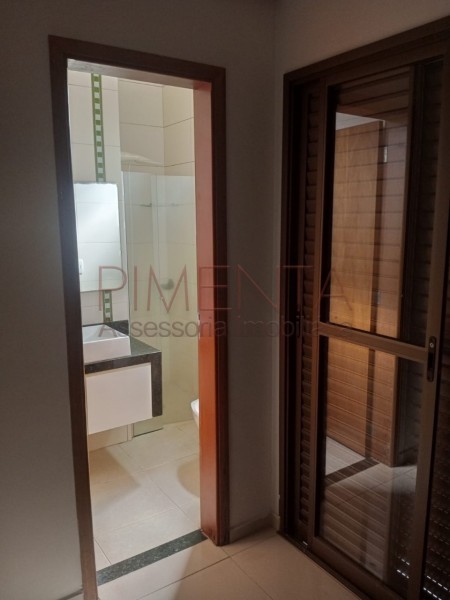 Apartamento à venda com 2 quartos, 70m² - Foto 3