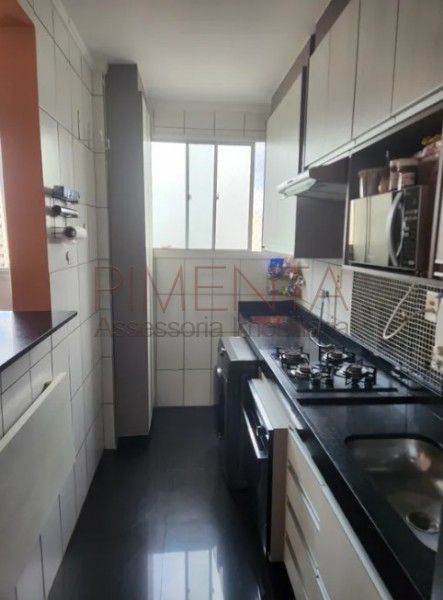 Apartamento à venda com 2 quartos, 48m² - Foto 18